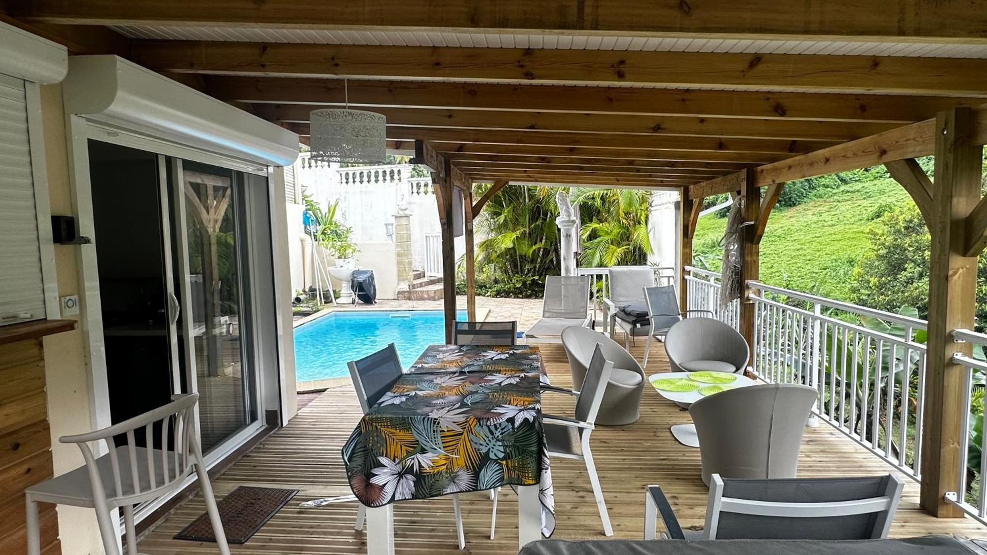Chez Francis Apartment Пети-Бург Екстериор снимка